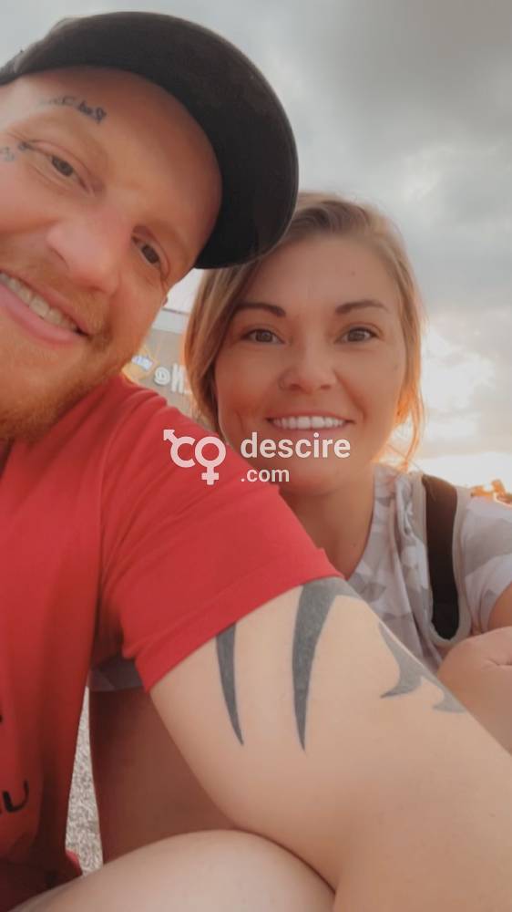 Looking for cuckold or threesome - St. Louis - United States