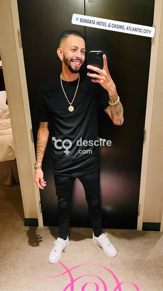 Looking for a mature women - New York - United States