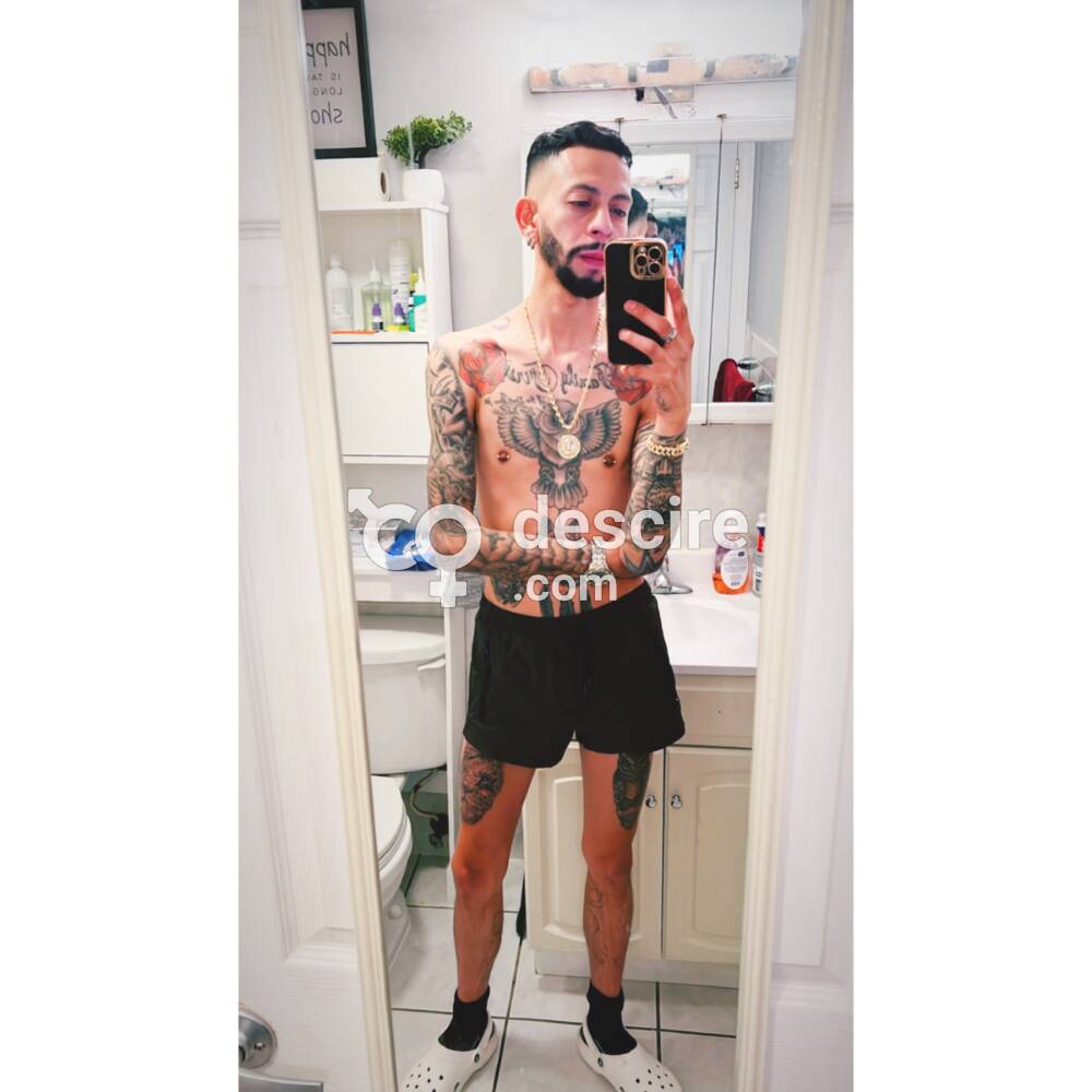 Looking for a mature women - New York - United States