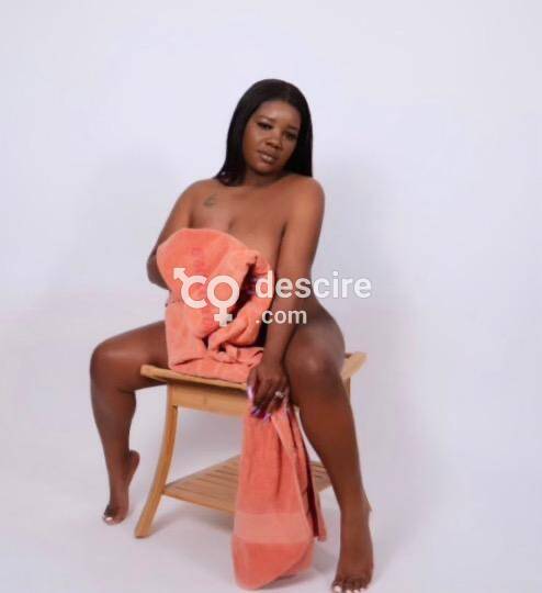 New In Town ✨Where Class Meets Comfort ✨Let Me Ease Your Mind 💫 - Lake Havasu City - United States